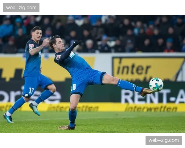 消息：多特蒙德主场信号故障导致部分AR互动功能中断，技术团队紧急修复